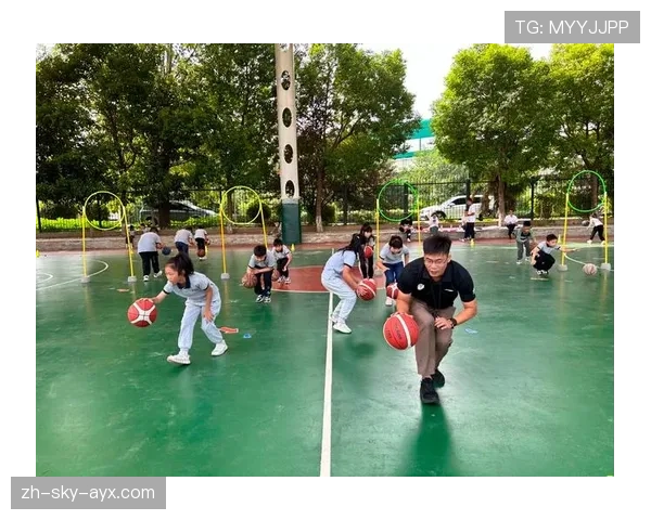 篮球教学：防守中圆柱体规则的扩展标准与有效应用